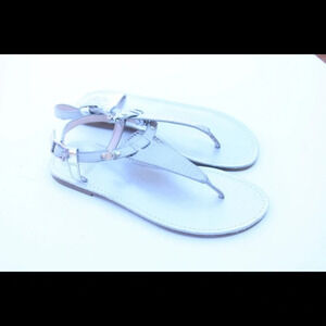 NWOT Vince Camuto Itelli sandals